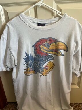 Vintage Kansas Jayhawks Jansport Tee L White Textured Graphic KU Embroidered Sty